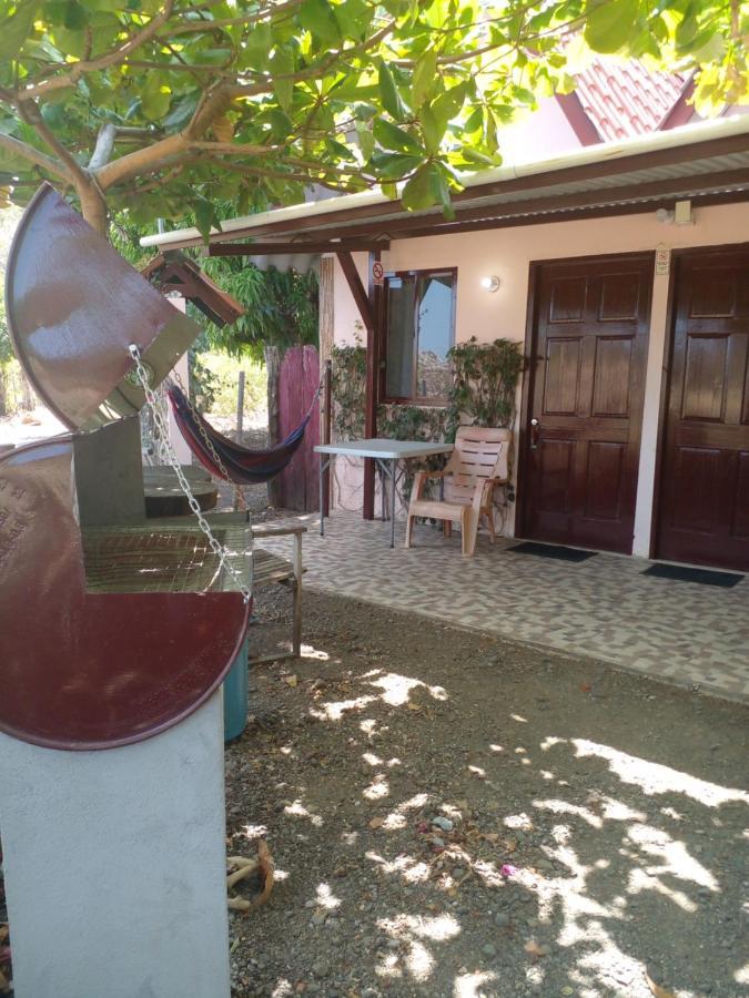 Cabanas Martina Surf Playa Guanico Pedregal Luaran gambar