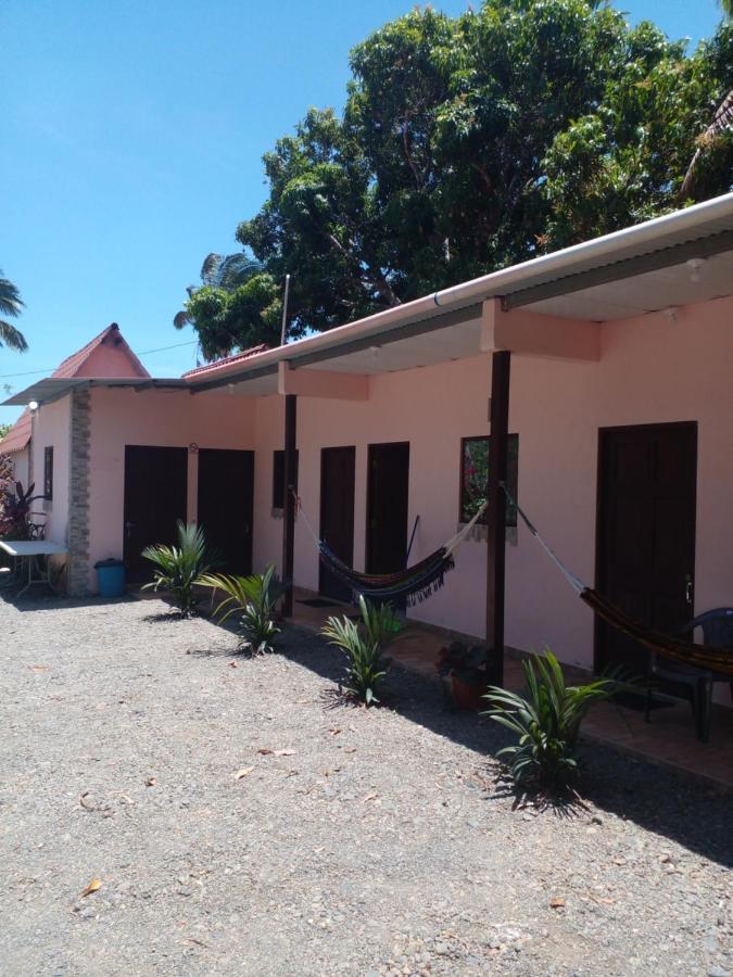 Cabanas Martina Surf Playa Guanico Pedregal Luaran gambar