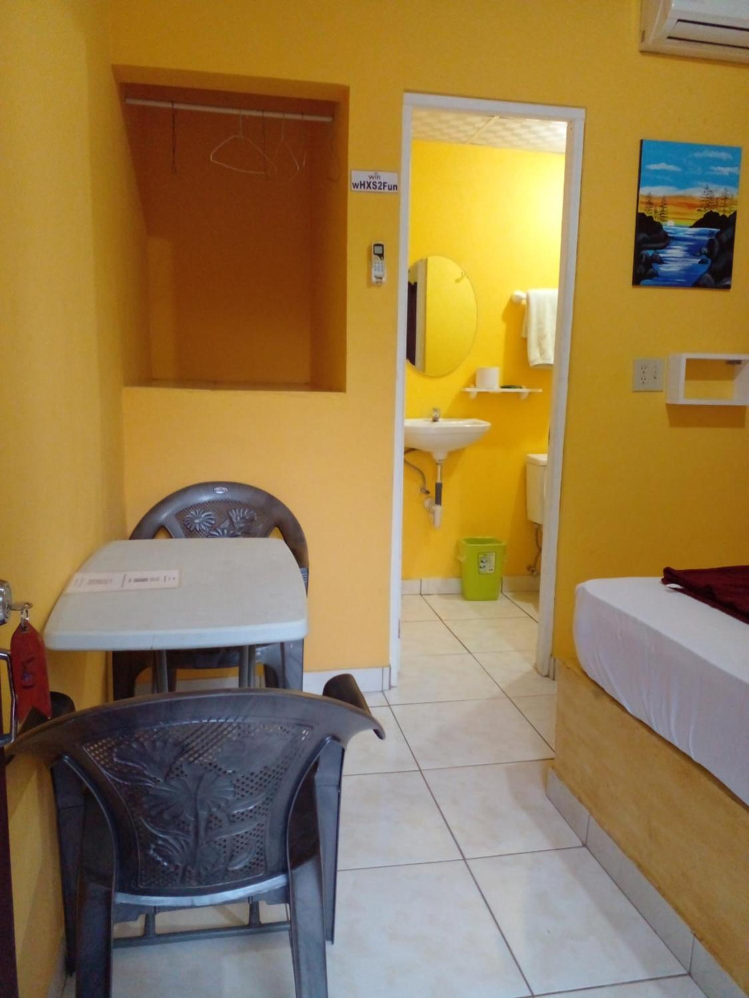 Cabanas Martina Surf Playa Guanico Pedregal Luaran gambar