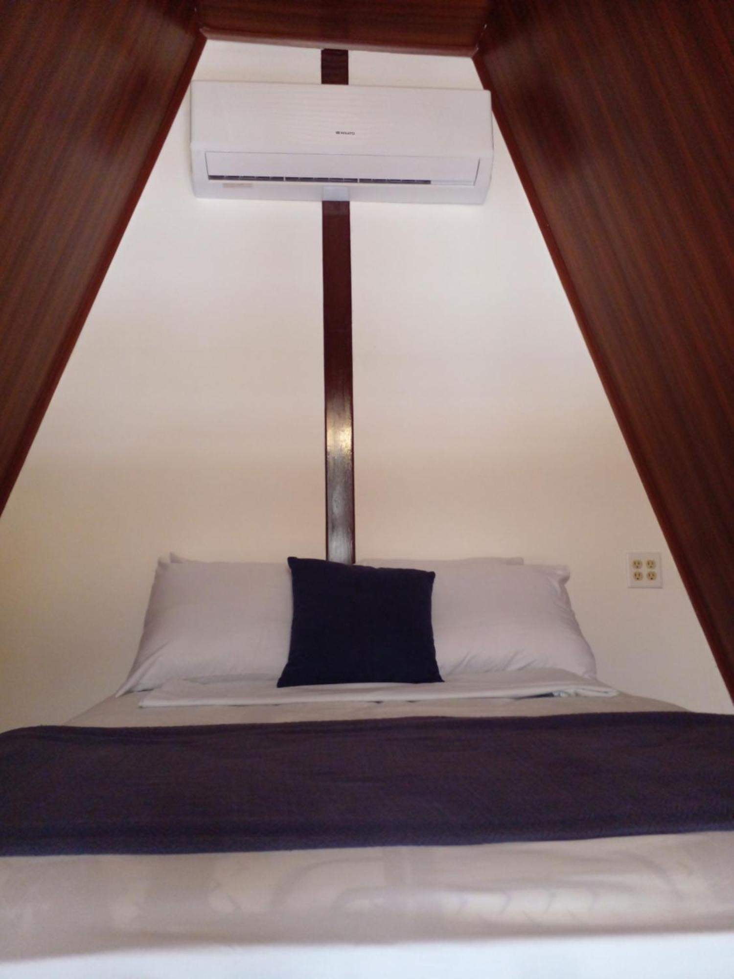 Cabanas Martina Surf Playa Guanico Pedregal Luaran gambar